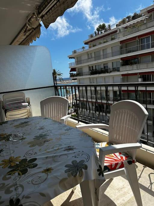Residence Mona Lisa Bord De Mer Menton Extérieur photo